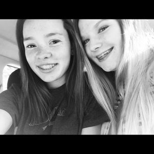 Meet your Posher, Lena